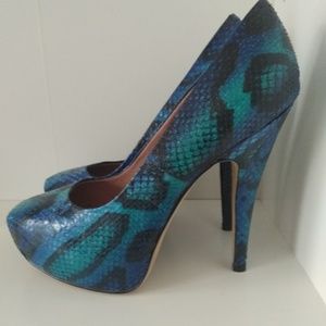 Vince Camuto platform heels